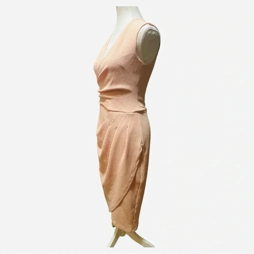 White House Black Market Pink Knit Sheath Dress Size 2 - Picture 2 of 10